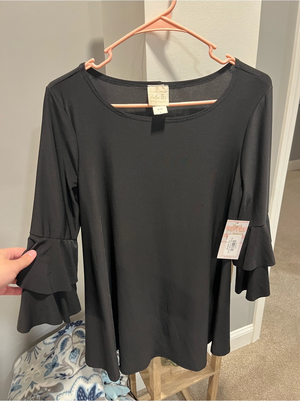 Black Ruffle-Sleeve Long Sleeve Top